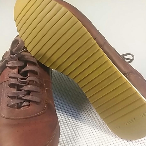 Velez size 8.5 Brown Leather sneakers - Picture 9 of 9
